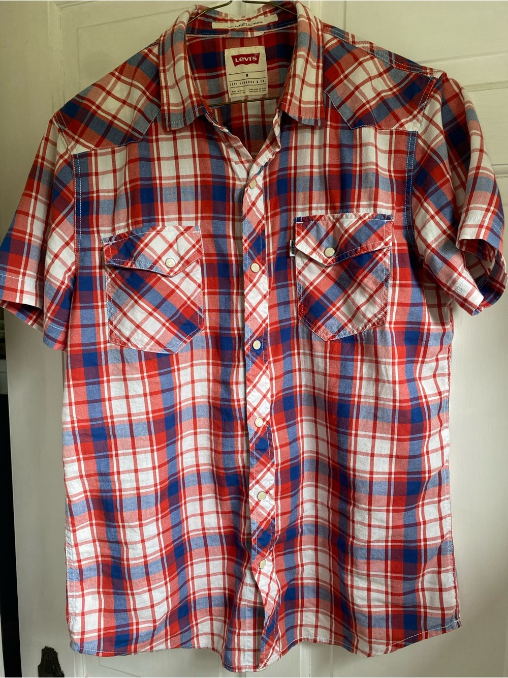 Levi's Red, White & Blue Plaid Short-Sleeve Button-Down Shirt